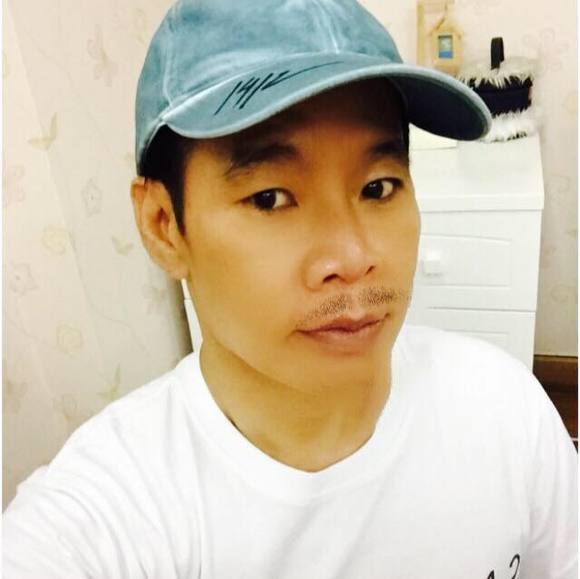 Poshmark profile picture for @yyyyyyy